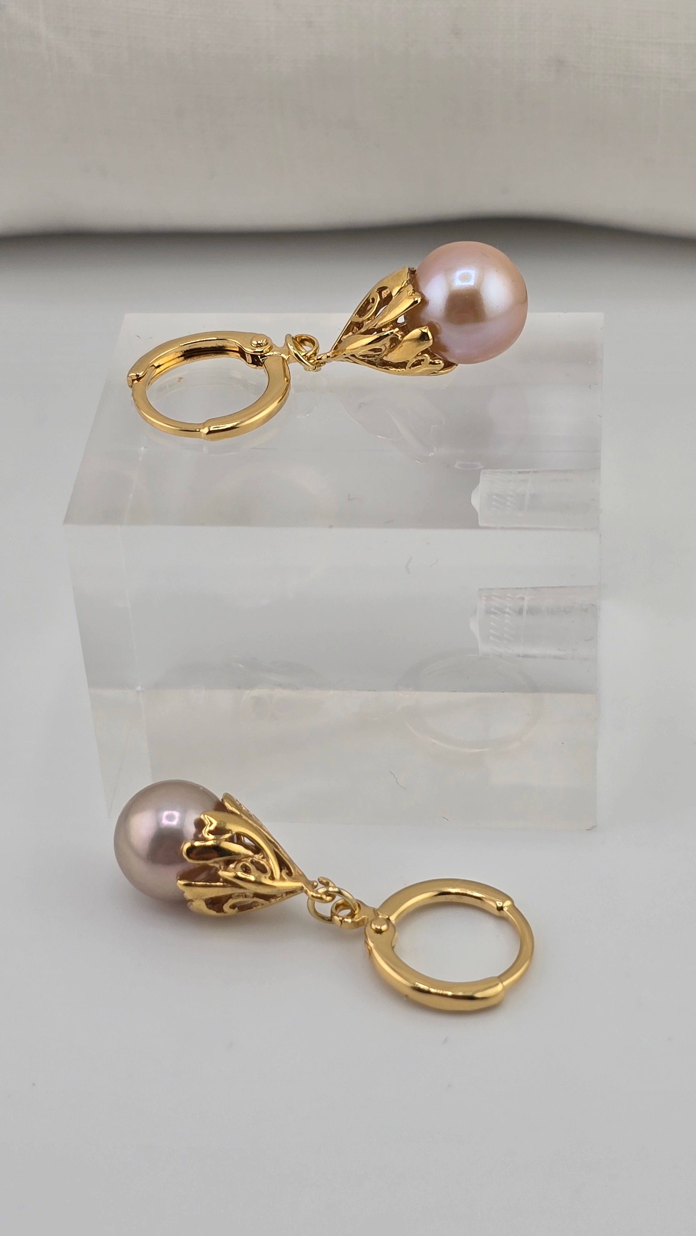 Boucles d'oreilles en perles de culture luisantes
