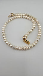 Collier en perles de culture irregulieres