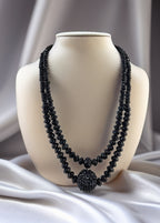 Collier double rangs en perles de cristal noir