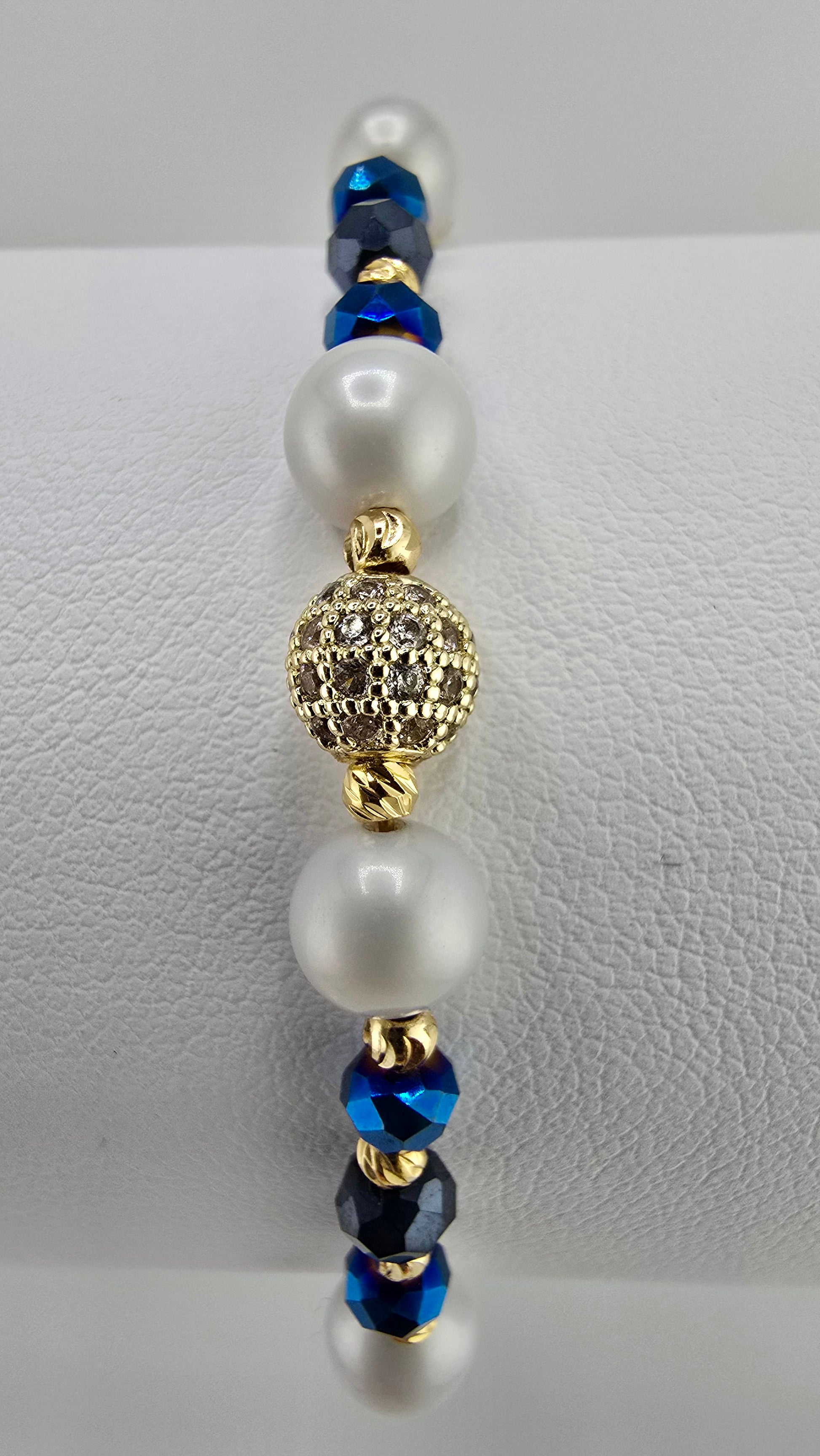 Bracelet en perles de culture et perles en cristal bleu marine
