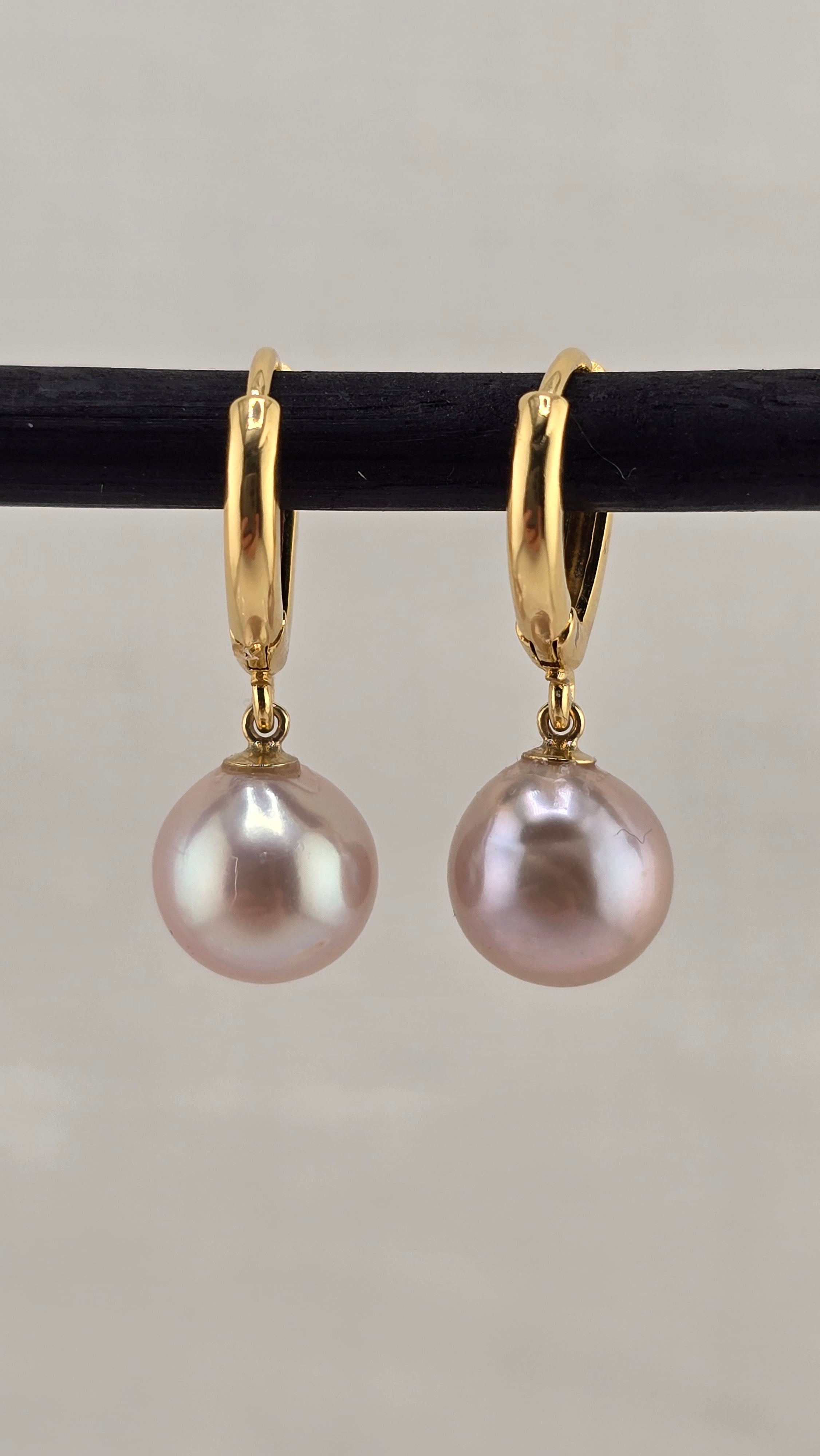 Boucles d’oreilles avec perles de culture rose